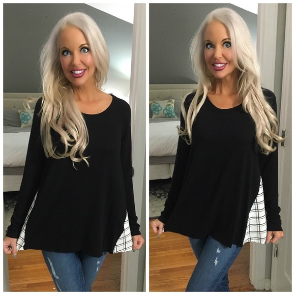❤️LAST 2! Black/White Contrast Tunic! - Picture 2 of 2